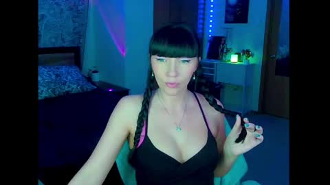 maciimayy online show from March 31, 2026, 11:49 pm