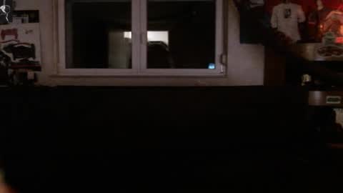 Snapshot of mad_dem0n chatting on December 3, 2025, 1:57 am Manuel online show from December 3, 2025, 1:57 am