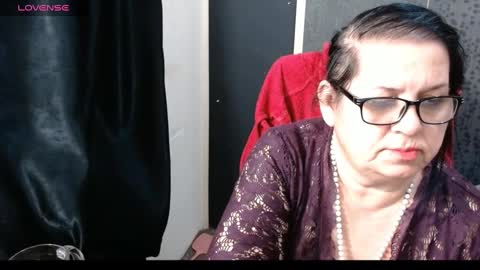 Snapshot of madam_sanjanne chatting on February 1, 2025, 3:41 am Madam Sanjanne online show from February 1, 2025, 3:41 am
