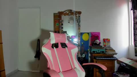 Snapshot of madam_sativa chatting on March 5, 2025, 12:22 pm di online show from March 5, 2025, 12:22 pm