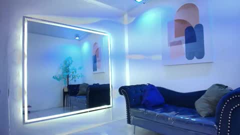 Snapshot of madame_scarllet chatting on March 3, 2026, 11:27 am Madame Scarllet online show from March 3, 2026, 11:27 am