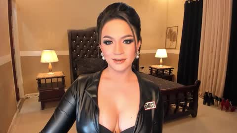 Alison Kloss online show from November 28, 2025, 10:12 pm