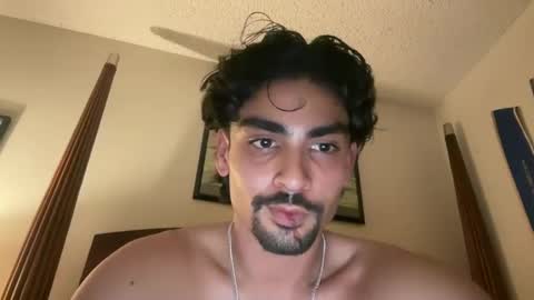 maddaewg101 online show from September 18, 2025, 6:26 am