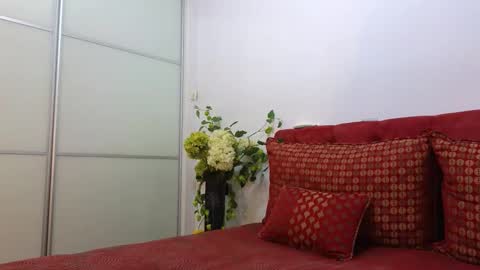 Snapshot of maddalena_ chatting on May 10, 2026, 8:47 pm Maddalena online show from May 10, 2026, 8:47 pm
