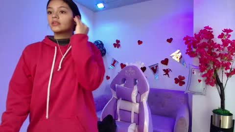 Snapshot of maddie_t18 chatting on February 13, 2026, 11:17 am maddie_t18 online show from February 13, 2026, 11:17 am