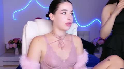 maddieperezz online show from June 4, 2026, 4:24 pm