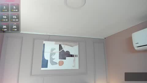 Maddy  online show from February 12, 2025, 11:18 am