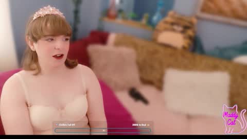 Maddy Cat online show from December 1, 2025, 5:40 pm