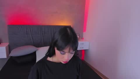 Snapshot of maddy_walker chatting on October 16, 2025, 8:54 pm Maddy online show from October 16, 2025, 8:54 pm