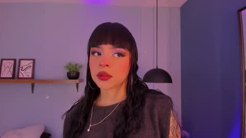 Maddy  online show from November 7, 2025, 11:54 am