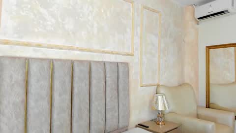 maddyjohnsonn online show from February 15, 2025, 10:00 am