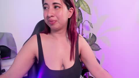 Madelaine  online show from December 26, 2024, 8:50 am