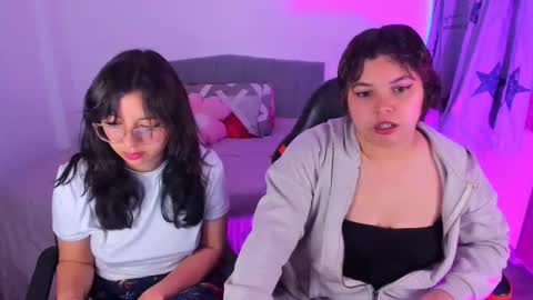 madelaine_taylor online show from April 6, 2026, 10:54 pm