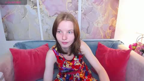 Snapshot of madelaines chatting on September 30, 2025, 9:03 am madelaines online show from September 30, 2025, 9:03 am