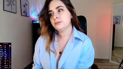 madelamee online show from January 11, 2026, 10:26 pm