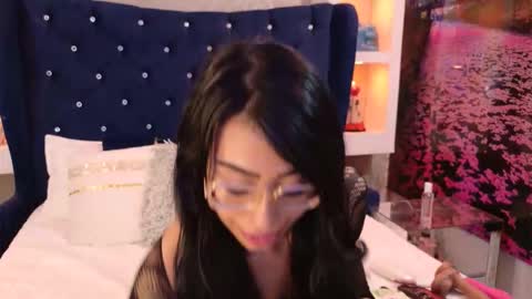 Snapshot of madele_hills chatting on April 8, 2026, 8:03 am Madelene hills online show from April 8, 2026, 8:03 am