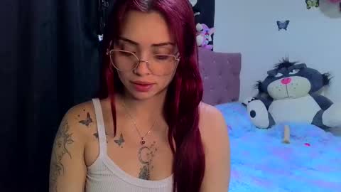 sofia online show from May 9, 2026, 2:39 am