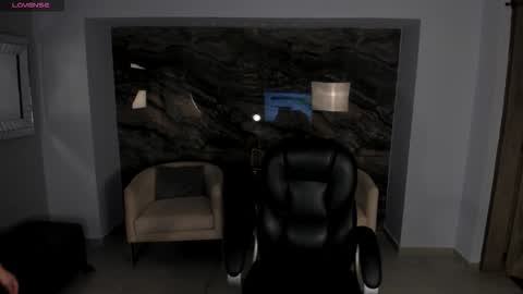 Snapshot of madelinefox_ chatting on September 29, 2025, 8:41 am Madeline online show from September 29, 2025, 8:41 am