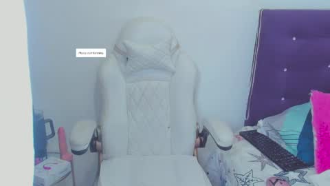 madelinesquit online show from June 8, 2026, 7:03 pm