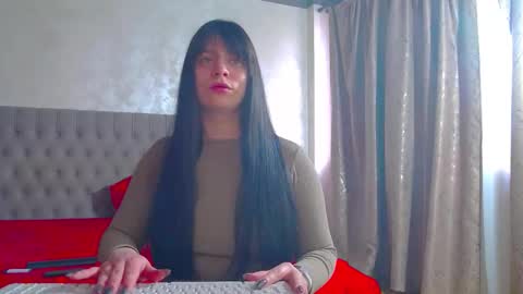 madelynvelure online show from February 26, 2026, 1:32 pm