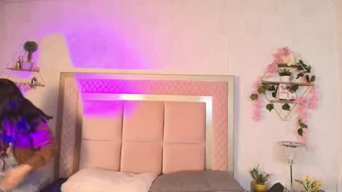 madhison_5 online show from March 1, 2026, 12:18 pm