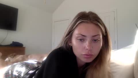 mari rose online show from October 17, 2025, 1:57 pm