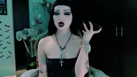 madison_jacksonn online show from January 8, 2026, 8:33 pm