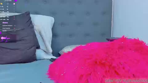   online show from September 13, 2025, 2:28 pm