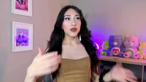 Snapshot of madison_rey__ chatting on November 25, 2025, 10:04 am madison_rey__ online show from November 25, 2025, 10:04 am