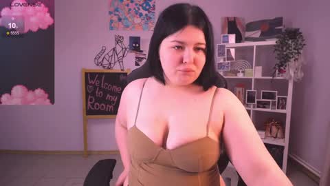 madisonmongomery online show from December 10, 2024, 5:11 pm