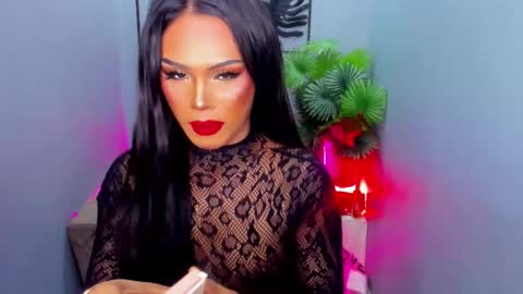 MADISONWILL online show from December 2, 2025, 3:34 am