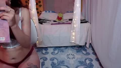 Snapshot of madisson768 chatting on June 4, 2026, 1:06 pm madisson768 online show from June 4, 2026, 1:06 pm