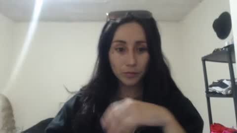 Snapshot of mady_tattoo chatting on October 22, 2025, 3:40 am mady_tattoo online show from October 22, 2025, 3:40 am