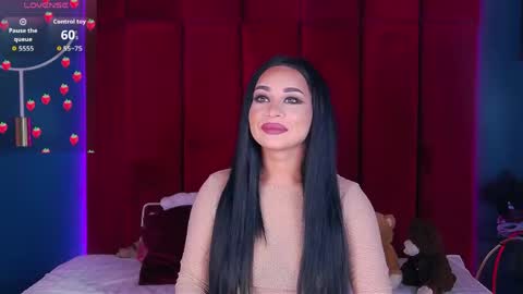 MadyLuxx online show from April 14, 2026, 6:58 pm