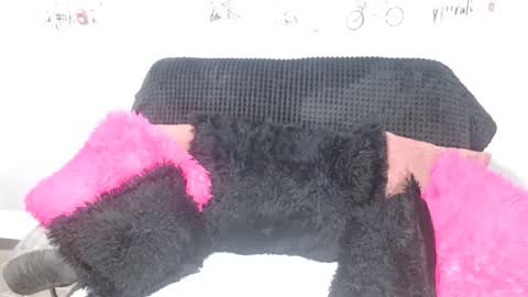 Mady online show from October 3, 2025, 6:21 am