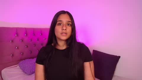 Snapshot of mae_nathan chatting on June 9, 2026, 3:51 am mae and nathan online show from June 9, 2026, 3:51 am