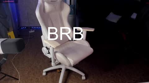 Maevee online show from February 19, 2025, 11:06 am