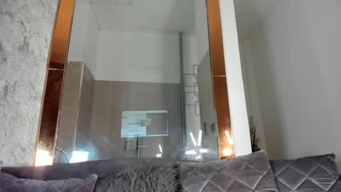 mafearias23 online show from February 24, 2026, 2:04 pm