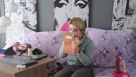 mafecosecret online show from January 15, 2026, 8:34 pm