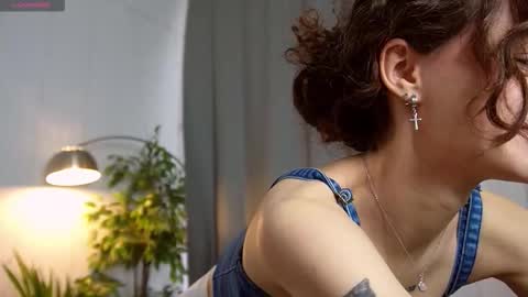 Eva online show from March 10, 2026, 6:51 am