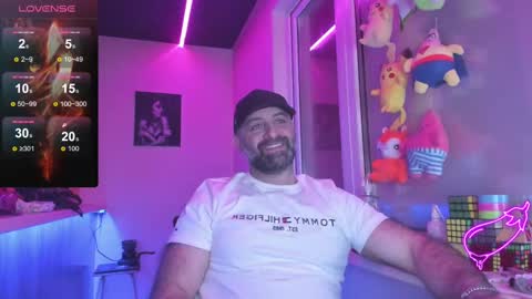 Magabear online show from March 8, 2025, 9:39 am