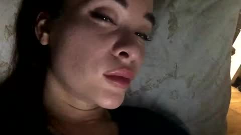 magggg658318 online show from December 10, 2024, 1:55 pm