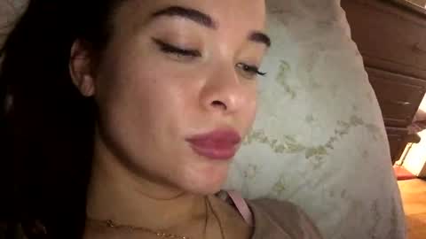 magggg658318 online show from December 23, 2024, 11:04 am