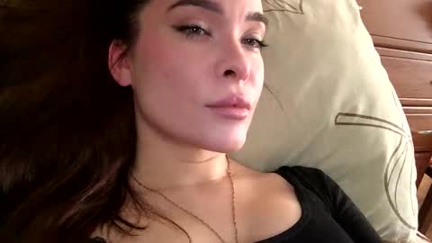 Snapshot of magggg658318 chatting on February 22, 2026, 12:15 pm magggg658318 online show from February 22, 2026, 12:15 pm