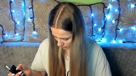 Maggie online show from January 19, 2025, 1:43 am