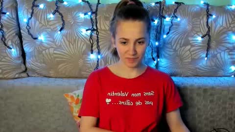 Maggie online show from December 23, 2025, 1:25 am