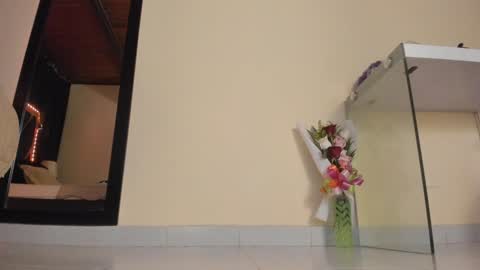   online show from February 6, 2025, 3:09 pm