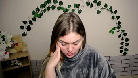 magic_katarina_ online show from January 16, 2025, 6:03 am