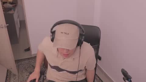 Tony Hoffa online show from October 31, 2025, 8:43 pm