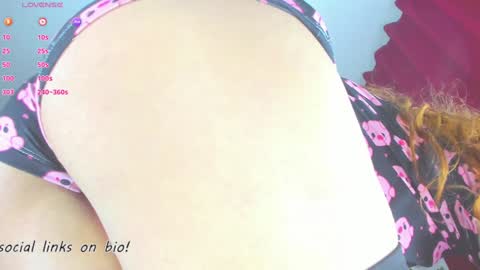 Snapshot of magical_orgasm chatting on February 5, 2025, 8:11 am Lorelei online show from February 5, 2025, 8:11 am